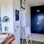 Villa Brisa bathroom en-suite