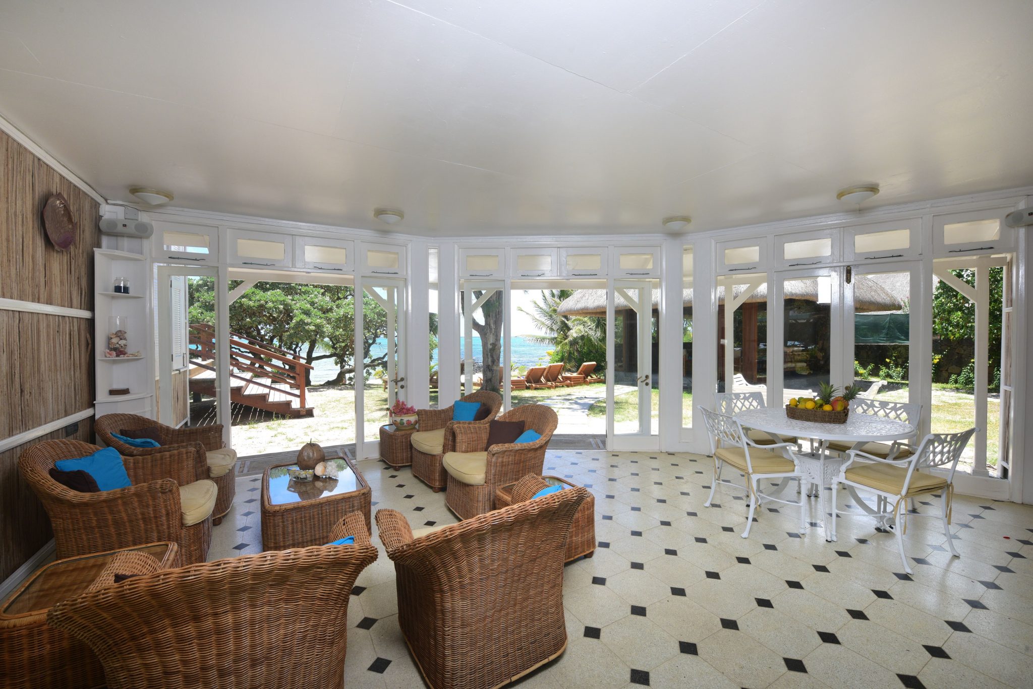 Villa-Virginia-living