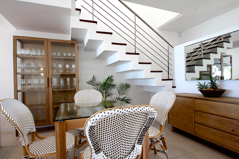 palijo-dining inside